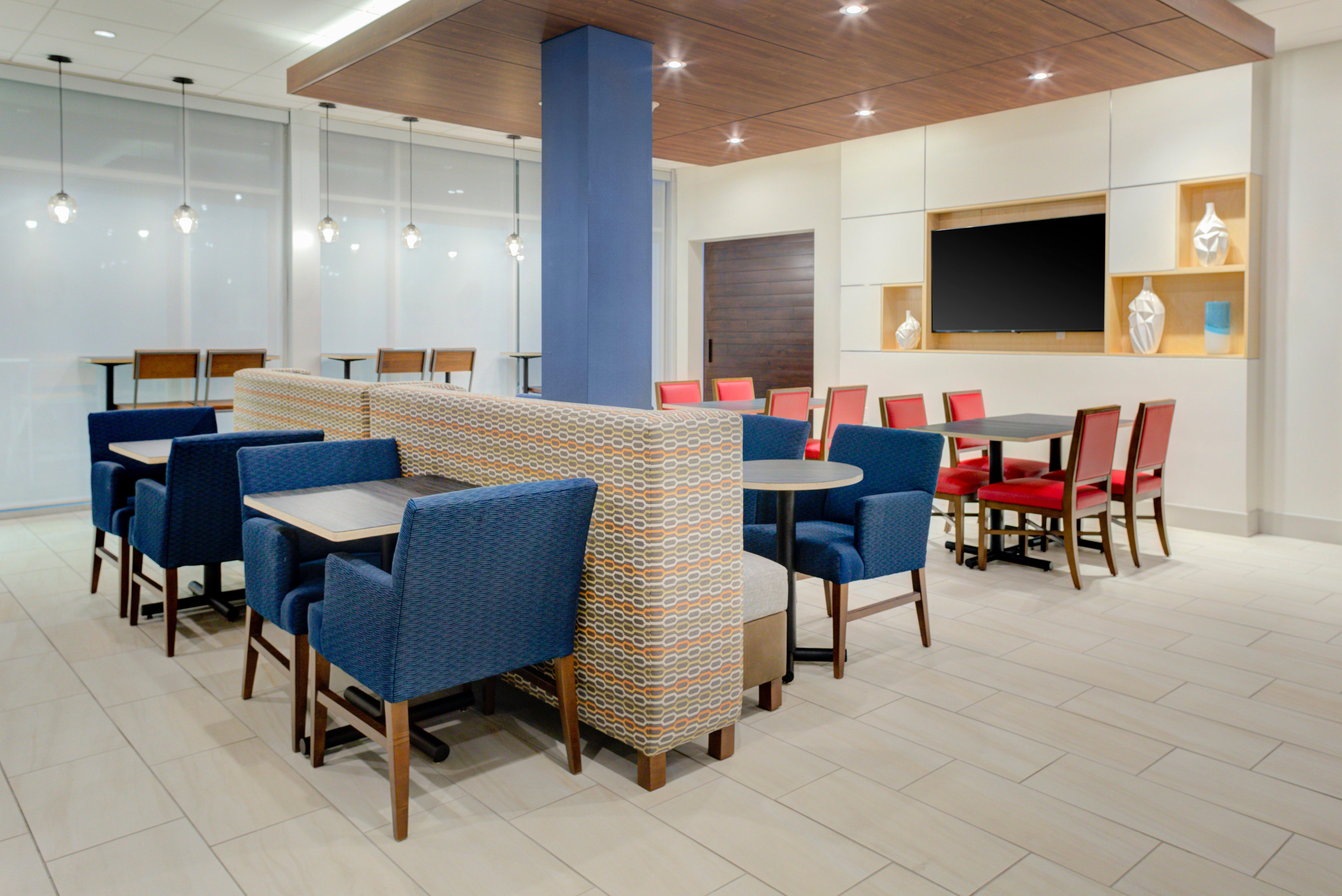 Holiday Inn Express & Suites - King George - Dahlgren By Ihg Alden Exterior foto